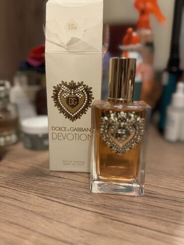 Ətriyyat: Iyine baxilib baglanib bir defe bele olsun vurulmayib originaldi 100ml lalafo.az -da Ətriyyat: Iyine baxilib baglanib bir defe bele olsun vurulmayib originaldi 100ml