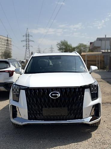 GAC GS8 (второе поколение), белый кузов. Ключевые особенности: -