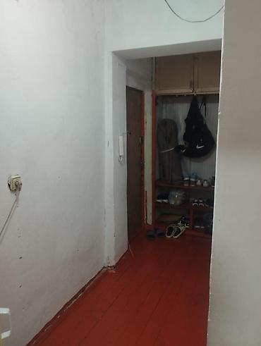 1 комната, 35 м², Пишпек Хрущевка, 5 этаж, Старый ремонт at lalafo.kg 1 комната, 35 м², Пишпек Хрущевка, 5 этаж, Старый ремонт