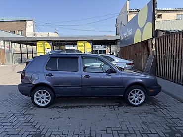 багаж гольф: Volkswagen Golf: 1996 г., 1.8 л, Механика, Бензин, Хэтчбэк — 3