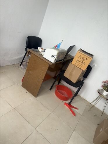 Həyət evləri və villaların satışı: Ev Maştağa Qəsəbəsi düz yolun kənarında yerləşir. Kiçik həyəti var o — 20