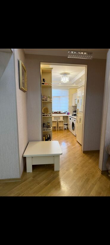 Yeni tikili: 3 otaqlı, Yeni tikili, 103 kv. m — 2