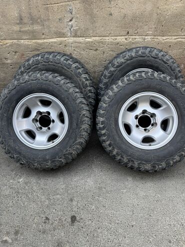 шины диски грузовые: Off-road təkər və disklər dəsti Məhsul: - 4 ədəd off-road protektorlu