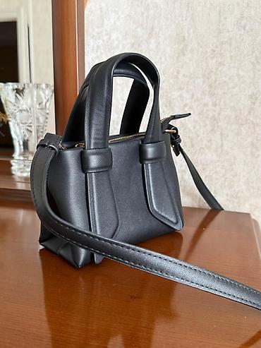 Çantalar: Qara mini çiyin/əl çantası - Material: yumşaq eko‑dəri - Rəng — 2