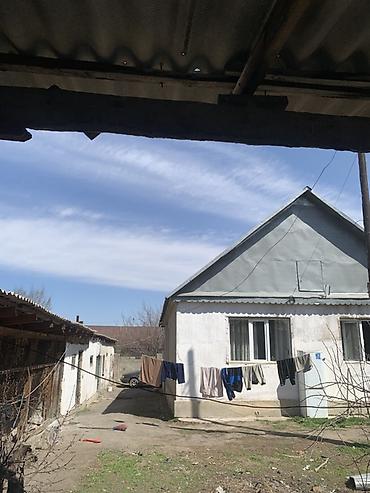 Продажа коттеджей и домов: Продаётся жилой дом с приусадебным участком. Дом находится в центре at lalafo.kg — 6 Продажа коттеджей и домов: Продаётся жилой дом с приусадебным участком. Дом находится в центре — 6