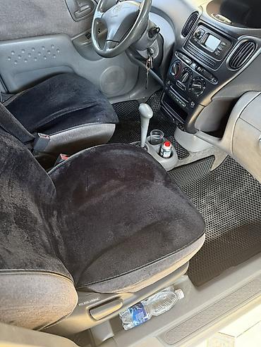 Toyota: Toyota Yaris Verso: 2003 г., 1.5 л, Автомат, Бензин, Минивэн — 8