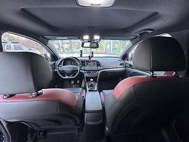 Hyundai: Hyundai Avante: 2018 г., 1.6 л, Механика, Бензин, Седан — 8