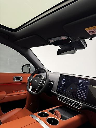 byd e2 2024: Lixiang L7: 2023 г., 1.5 л, Автомат, Гибрид, Кроссовер — 10