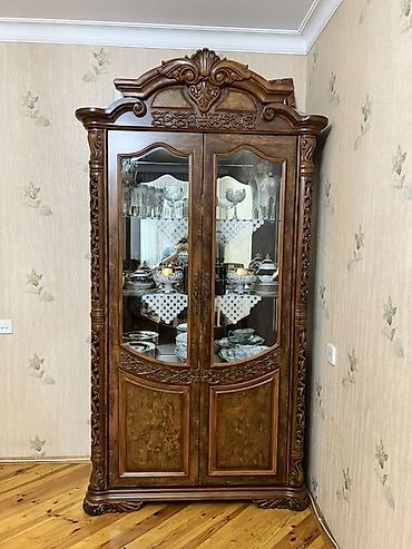 genc otagi: Klassik üslubda vitrin-bufet - Material: təbii ağac karkas, dekorativ — 2