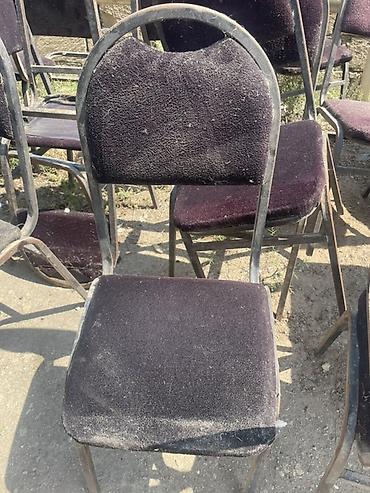 quxna ustolu: Metal karkaslı masa və stul dəsti 8 ədəd stol hərəsində 2 ədəd stul — 3