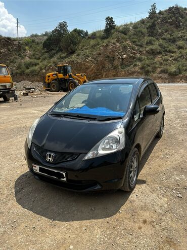 кожа для руля: Honda Fit: 2008 г., 1.3 л, Вариатор, Бензин, Хэтчбэк
