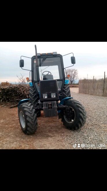 hunday masinlari: Traktor Belarus (MTZ) 89.2, 2015 il, 89 at gücü, motor 6.3 l, İşlənmiş