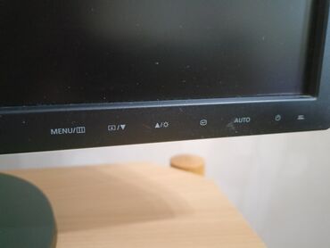 i zenske: Monitor Samsung