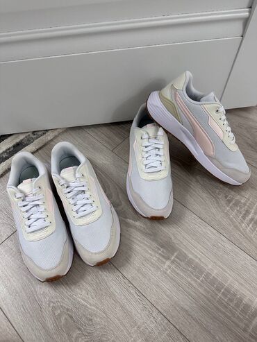 Кроссовки и спортивная обувь: Женские кроссы Puma
Оригинал 💯
Размер: 37, 38,39
Цена: 4600 сом
Тел