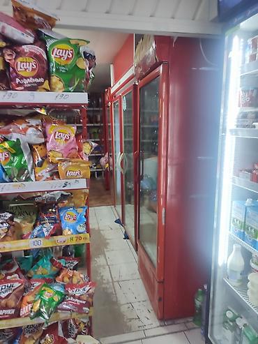 хозмаг рядом: Сдается продуктовый магазин 50 м², аренда в месяц 25 т. сом. С хорошей — 6