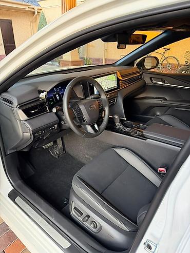 camry r18: Toyota Camry: 2026 г., 2.5 л, Автомат, Гибрид, Седан — 8