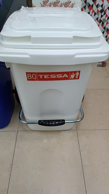 Tullantı qabları: Köçürmə var Çek verilir 20 litrden 1100 litrə qədər butun olçulər — 4