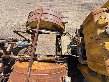 Тракторы Кировец: Трактор «Кировец» К-700А Год выпуска: 1982 Заводской номер: 8209205 — 11