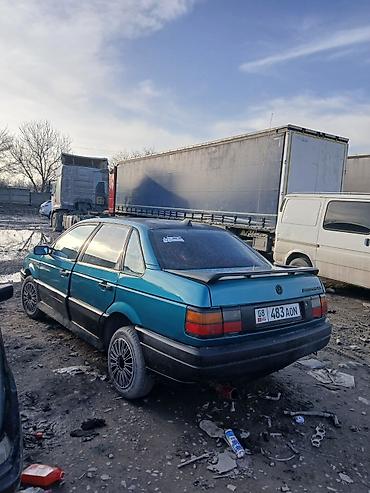 Volkswagen: Volkswagen Passat: 1989 г., 1.8 л, Механика, Бензин, Седан — 9