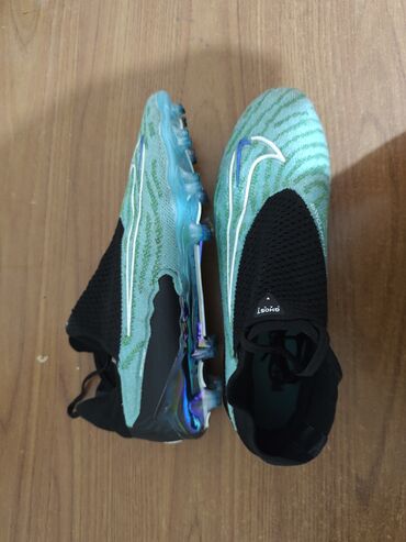 Çadırlar: Butslar Nike, Ölçü: 42, İşlənmiş