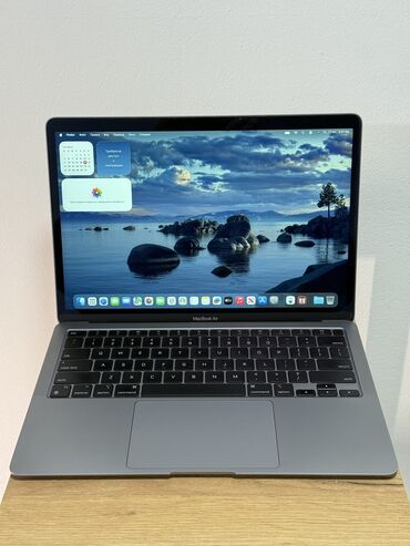 продам макбук: Ноутбук, Apple, 8 ГБ ОЗУ, Apple M1, 13.3 ", Б/у, Игровой, память SSD