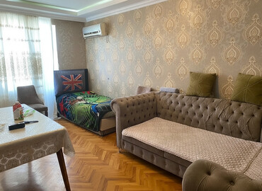 Uzunmüddətli kirayə mənzillər: 3otaqlı mənzil – zövqlə təmirli və tam mebellidir.Xətai rayonu — 3
