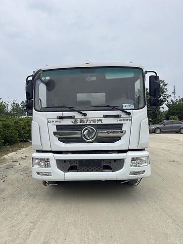 опрыскивать: Модель D256: новый до Dongfeng Dorica 12-сторонний опрыскиватель — 2