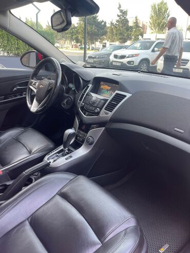 Chevrolet: Chevrolet Cruze: 1.4 l | 2014 il 250000 km Sedan — 11