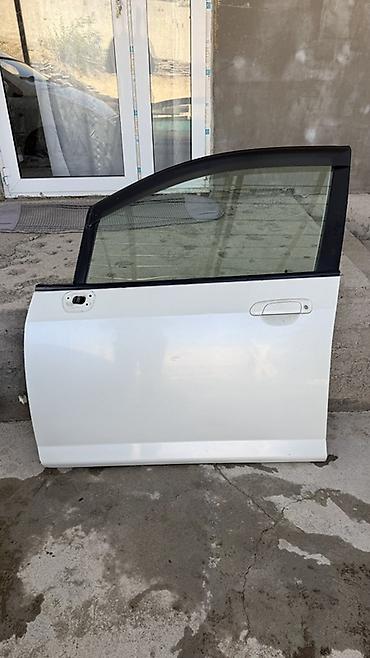 a4 b7: Дверь Передняя левая Honda, Б/у, Оригинал — 1