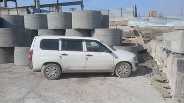 Toyota: Toyota Probox: 2004 г., 1.5 л, Автомат, Бензин, Универсал