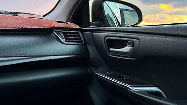 детский мопед на бензине: Toyota Camry: 2015 г., 2.5 л, Автомат, Бензин, Седан — 2