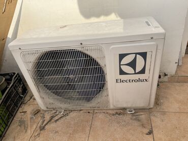 Kondisionerlər: Kondisioner Electrolux, İşlənmiş, 30-35 kv. m, Split sistem, Kredit yoxdur