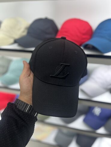 Baş geyimləri: Бейсболки премиюм класса качество на высшем уровне.Производство Индия — 30