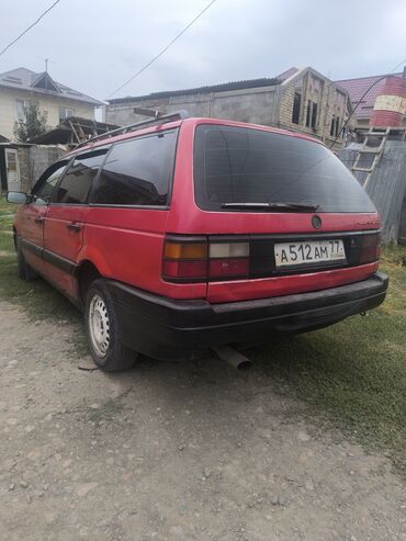 углекислый балон: Volkswagen Passat: 1992 г., 1.8 л, Механика, Бензин, Универсал