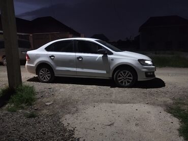 фольксваген поло 2016: Volkswagen Polo: 2015 г., 1.6 л, Механика, Бензин, Седан