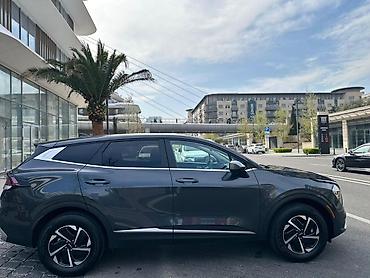 124 bufer: Kia Sportage: 1.6 l | 2023 il Krossover — 10