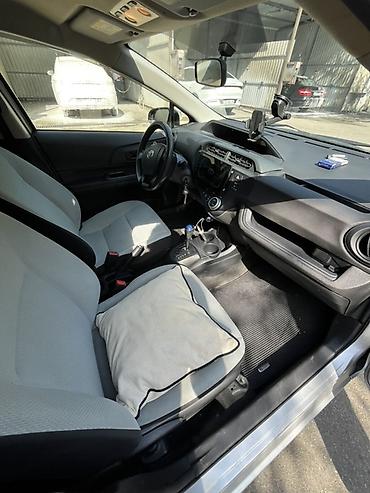 Toyota: Real alıcıya şirin endirim eliyecem Toyota Aqua Hybrid, gümüşü rəng, 5 — 5