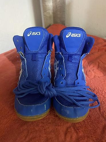 Мужские кроссовки, 39.5, Asics, Б/у, цвет - Синий at lalafo.kg Мужские кроссовки, 39.5, Asics, Б/у, цвет - Синий