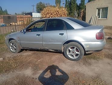 Audi: Audi A4: 1996 г., 1.6 л, Механика, Бензин, Седан — 3