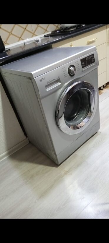 paltaryuyan maşınların: Paltaryuyan maşın LG, 8 kq, İşlənmiş, Avtomat, Qurutmasız, Kredit yoxdur, Ünvandan götürmə