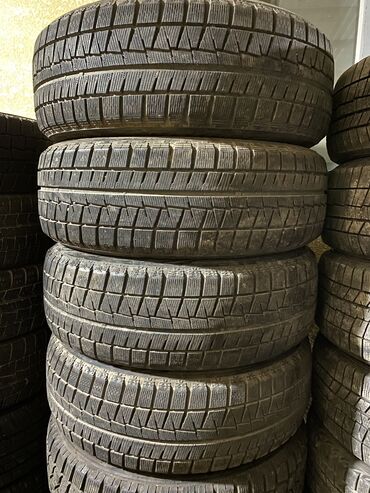 Шины: Шины 215 / 60 / R 17, Зима, Б/у, Комплект, Легковые, Япония, Bridgestone