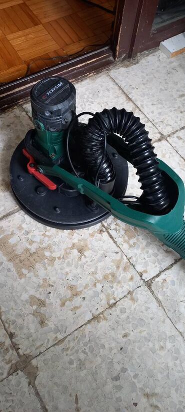 Ostali molersko građevinski alati i oprema: Na prodaju polovna žirafa Parkside PWDS 920 D4 sa rotirajućom okruglom na lalafo.rs — 9 Ostali molersko građevinski alati i oprema: Na prodaju polovna žirafa Parkside PWDS 920 D4 sa rotirajućom okruglom — 9