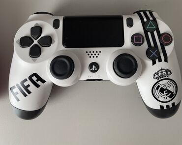 плейстешн 4: 🎮 Оригинальные геймпады DualShock 4 для PlayStation 4 1️⃣ Красный