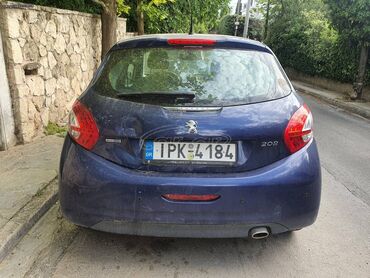 Peugeot: Peugeot 208: 1.6 l. | 2015 έ. 140000 km. Χάτσμπακ