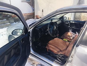 Opel: Opel Vectra: 1999 г., 2 л, Механика, Бензин, Седан — 7