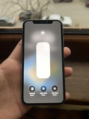 Apple iPhone: IPhone X, 64 GB, Gümüşü, Face ID — 3