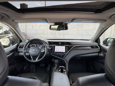 Toyota: Toyota Camry: 2017 г., 2.5 л, Вариатор, Гибрид, Седан — 7