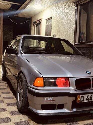 мазда 626 машина: BMW 3 series: 1991 г., 2 л, Механика, Бензин, Седан