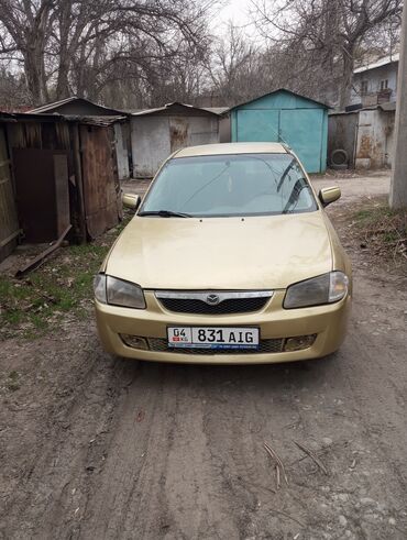 Mazda: Mazda 323: 1999 г., 1.6 л, Механика, Бензин, Седан