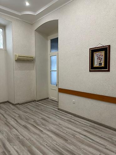 Kommersiya daşınmaz əmlakı: İçəri şəhər metrosu qarşısındakl 7 mərtəbəli arxitektur layihəli — 2